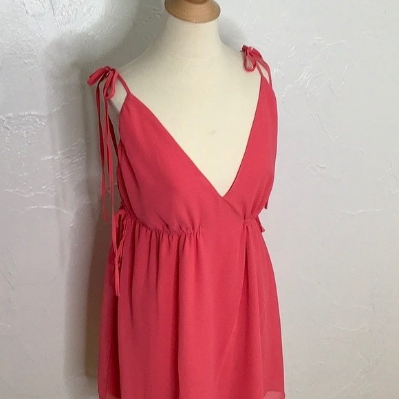 Lovers + Friends plunge v neck backless mini dress size XS NWT - Picture 4 of 16